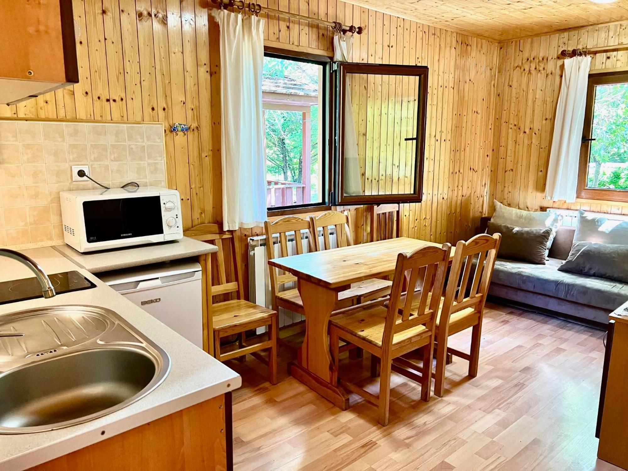 Camping Valle De Hecho Dış mekan fotoğraf