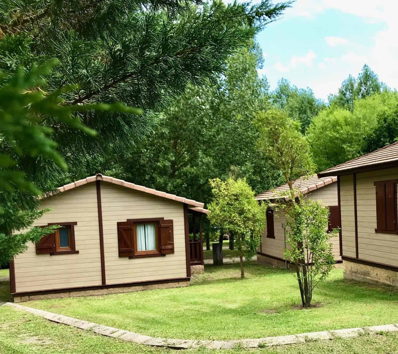Camping Valle De Hecho Dış mekan fotoğraf